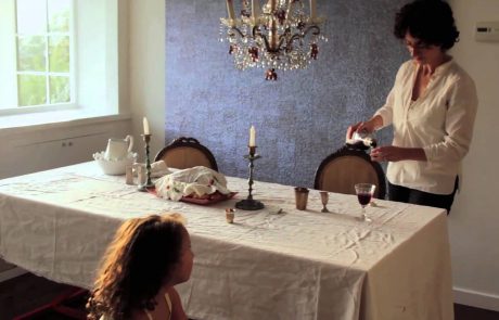 Lighting Candles as a Way to « Unplug » from Distraction and « Plug in » to Shabbat